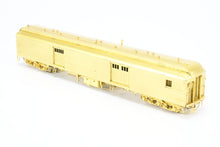 Load image into Gallery viewer, HO Brass W&R Enterprises NP - Northern Pacific Truss Rod Baggage Car Nos. 1517 - 1576