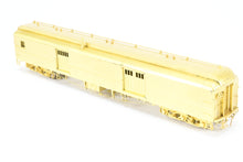 Load image into Gallery viewer, HO Brass W&R Enterprises NP - Northern Pacific Truss Rod Baggage Car Nos. 1517 - 1576