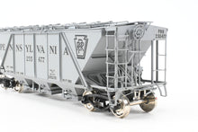 Load image into Gallery viewer, O Brass PSC - Precision Scale Co. PRR - Pennsylvania Railroad 70 Ton H-30 Class Covered Hopper Factory Painted Grey No. 255477