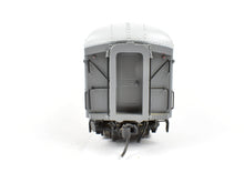 Load image into Gallery viewer, HO Brass Railworks LIRR - Long Island Railroad B-60b Baggage w/o Vents FP Grey