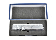 Load image into Gallery viewer, HO Brass Railworks LIRR - Long Island Railroad B-60b Baggage w/o Vents FP Grey