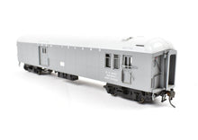 Load image into Gallery viewer, HO Brass Railworks LIRR - Long Island Railroad BM60 Baggage/RPO FP Gray