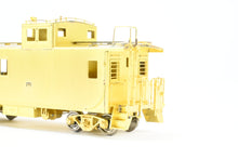 Load image into Gallery viewer, HO Brass OMI - Overland Models, Inc. GN - Great Northern Steel Caboose X256-268 1945 Era