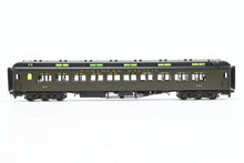 Load image into Gallery viewer, HO Brass W&R Enterprises NP - Northern Pacific Truss Rod Coach 1000 Series Factory Painted Pullman Green No. 1042