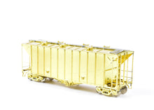 Load image into Gallery viewer, HO Brass OMI - Overland Models, Inc. Various Roads Airslide Covered Hopper 1965 Version w/ Tri-Angular Gussets