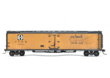 Load image into Gallery viewer, HO Brass OMI - Overland Models, Inc. ATSF - Santa Fe SFRD Rr-10 Class 50' Ice Bunker Wood Refrigerator Car C/P and Weathered