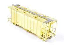 Load image into Gallery viewer, HO Brass OMI - Overland Models, Inc. Various Roads Airslide Covered Hopper 1965 Version w/ Tri-Angular Gussets