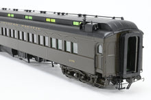 Load image into Gallery viewer, HO Brass W&R Enterprises NP - Northern Pacific Truss Rod Dormitory Smoker Factory Painted Pullman Green No. 1173