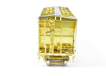 Load image into Gallery viewer, HO Brass OMI - Overland Models, Inc. Various Roads Airslide Covered Hopper 1965 Version w/ Tri-Angular Gussets