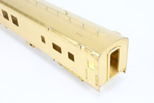 Load image into Gallery viewer, HO Brass Oriental Limited GN - Great Northern Streamlined "Empire Builder" Mountain Series Less Skirts