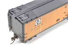 Load image into Gallery viewer, HO Brass OMI - Overland Models, Inc. ATSF - Santa Fe SFRD Rr-10 Class 50' Ice Bunker Wood Refrigerator Car C/P and Weathered