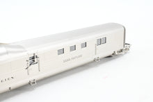 Load image into Gallery viewer, HO Brass CIL - Challenger Imports CB&Q - Burlington Route Pioneer Zephyr 4-Car Set Late Version w/Raised Headlight Lighted FP
