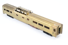 Load image into Gallery viewer, HO Brass S. Soho & Co. GN - Great Northern #1320 Dome-Coach w/Upgraded Trucks