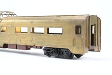 Load image into Gallery viewer, HO Brass S. Soho & Co. GN - Great Northern #1320 Dome-Coach w/Upgraded Trucks
