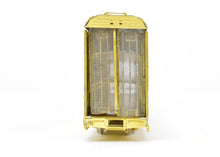 Load image into Gallery viewer, HO Brass OMI - Overland Models, Inc. SP - Southern Pacific Auto Rack Tri-Level w/ Mesh End Doors No. 517006