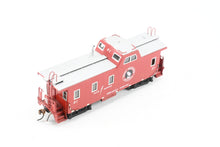 Load image into Gallery viewer, HO Brass OMI - Overland Models, Inc. GN - Great Northern X-1-30 Caboose Custom Painted X1 MISSING HANDRAIL SECTION