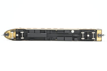 Load image into Gallery viewer, HO Brass Oriental Limited GN - Great Northern Streamlined "Empire Builder" Mountain Series Observation Skirted Custom Painted