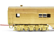 Load image into Gallery viewer, HO Brass Hallmark Models Various Roads EMC E-1 A/B Set Powered A Unpowered B