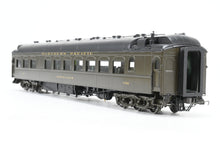 Load image into Gallery viewer, HO Brass W&R Enterprises NP - Northern Pacific Lounge Coach Factory Painted Pullman Green No. 1732