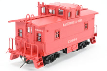 Load image into Gallery viewer, HO Brass OMI - Overland Models, Inc. B&O - Baltimore & Ohio I-10 Caboose Pre-Rebuild 1937 Era Factory Painted No. C-2634
