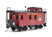 Load image into Gallery viewer, HO Brass CON Oriental Limited GN - Great Northern Caboose X330-749 C/P #X340