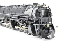 Load image into Gallery viewer, HO Brass Key Imports "Classic" NP - Northern Pacific Z-8 Challenger Pro-Painted #5138