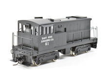 Load image into Gallery viewer, HO Brass Jonan Models SP No. 1 Diesel GE 50 Ton Standard Gauge Version CP Private Road