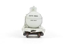 Load image into Gallery viewer, HO Brass Sunset Models PRR - Pennsylvania Railroad Class TM8 Triple Dome Tank Car C/P Publisher