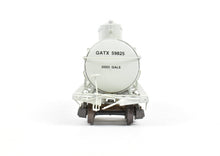 Load image into Gallery viewer, HO Brass Sunset Models PRR - Pennsylvania Railroad Class TM8 Triple Dome Tank Car C/P Publisher's Paper