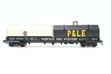 Load image into Gallery viewer, O Brass OMI - Overland Models, Inc. N&W - Norfolk Western Evans Steel Coil Steel Car w/full Walkways & Angled Covers. With N&# and P&LE hoods, Factory Painted No. 170004