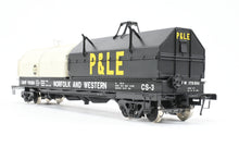 Load image into Gallery viewer, O Brass OMI - Overland Models, Inc. N&W - Norfolk Western Evans Steel Coil Steel Car w/full Walkways & Angled Covers. With N&# and P&LE hoods, Factory Painted No. 170004