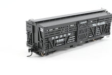 Load image into Gallery viewer, HOn3 Rail Line D&RGW - Denver & Rio Grande Western 30' Stock Car Custom Built & Painted Flying Rio Grande No. 5826 NO BRAKE WHEEL
