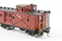 Load image into Gallery viewer, HO Brass Pacific Fast Mail V&T - Virginia & Truckee Outside Braced Caboose CP Private Road REPLACEMENT BOX