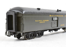 Load image into Gallery viewer, HO Brass TCY - The Coach Yard SP - Southern Pacific 70' Baggage Class 70-B-8/9 Windows Blanked Pro-Painted #6453