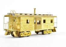 Load image into Gallery viewer, HO Brass NPP - Nickel Plate Products MILW - Milwaukee Road Bay Window Caboose