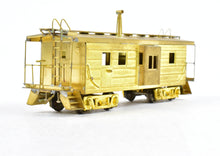 Load image into Gallery viewer, HO Brass NPP - Nickel Plate Products MILW - Milwaukee Road Bay Window Caboose