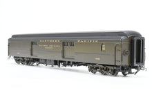 Load image into Gallery viewer, HO Brass W&R Enterprises NP - Northern Pacific Truss Rod Baggage Car Factory Painted Pullman Green No. 1595