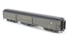 Load image into Gallery viewer, HO Brass W&R Enterprises NP - Northern Pacific Truss Rod Baggage Car Factory Painted Pullman Green No. 1595