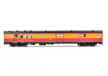 Load image into Gallery viewer, HO Brass TCY - The Coach Yard SP - Southern Pacific #5012 LW Baggage RPO Class 83-BP-30-1 FP Shasta Daylight Scheme