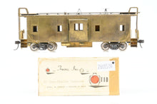 Load image into Gallery viewer, HO Brass Trains Inc. SP - Southern Pacific Bay Window Caboose