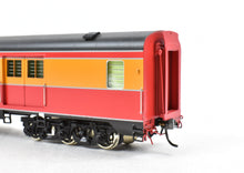 Load image into Gallery viewer, HO Brass TCY - The Coach Yard SP - Southern Pacific #5012 LW Baggage RPO Class 83-BP-30-1 FP Shasta Daylight Scheme