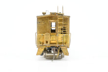 Load image into Gallery viewer, HO Brass Trains Inc. SP - Southern Pacific Bay Window Caboose