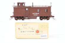 Load image into Gallery viewer, HO Brass Trains Inc. ATSF - Santa Fe Wood "Blind End" Caboose Custom Painted No. 1015