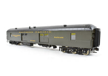 Load image into Gallery viewer, HO Brass TCY - The Coach Yard SP - Southern Pacific 70' Baggage Class 70-B-8/9 with Windows Pro-Painted #6450