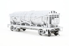 Load image into Gallery viewer, HO NEW Brass NBL - North Bank Line Various Roads SBIX Standard Brands Vinegar Car Factory Painted But Un-Numbered - RARE!