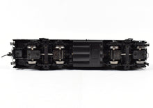 Load image into Gallery viewer, HO Brass CON DVP - Division Point NYO&W -New York, Ontario & Western EMC FTA/B Set Factory Painted No. 601