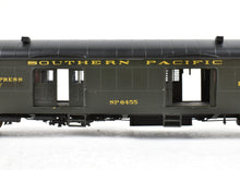 Load image into Gallery viewer, HO Brass PSC - Precision Scale Co. SP - Southern Pacific Harriman Baggage/Auto Car 70-BA-5 FP