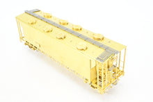 Load image into Gallery viewer, HO Brass OMI - Overland Models, Inc. TH&B - Toronto Hamilton & Buffalo Slab Side Covered Hopper