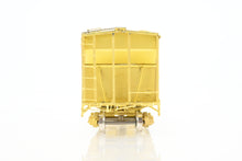 Load image into Gallery viewer, HO Brass OMI - Overland Models, Inc. TH&B - Toronto Hamilton & Buffalo Slab Side Covered Hopper