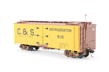 Load image into Gallery viewer, HOn3 Micro-Trains C&S - Colorado & Southern 30’ Composite Underframe Refrigerator Car FP No. 515